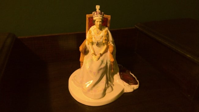 Royal Doulton Diamond Jubilee Her Majesty Queen Elizabeth II for sale on heinventures.ca