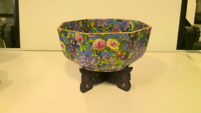 Crown Ducal Square Bowl with Stand on heinventures.ca