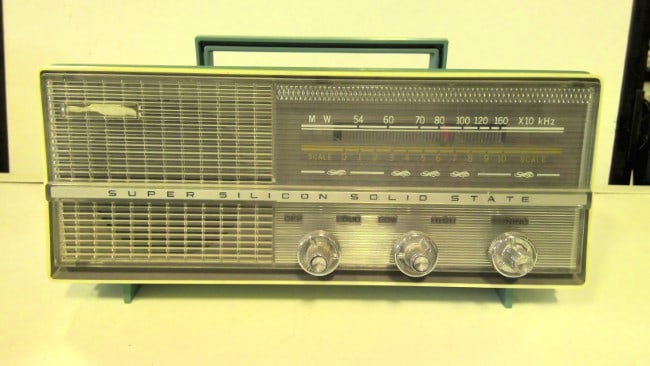 Super Silicon Solid State BM-709 Gold Star Radio for sale