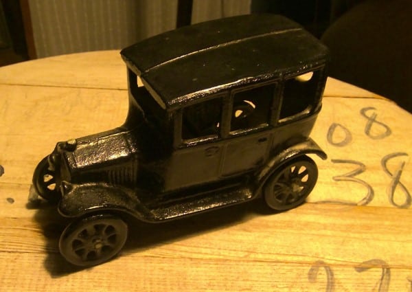 Arcade 1920s Ford Sedan Cast Iron Toy Car for sale