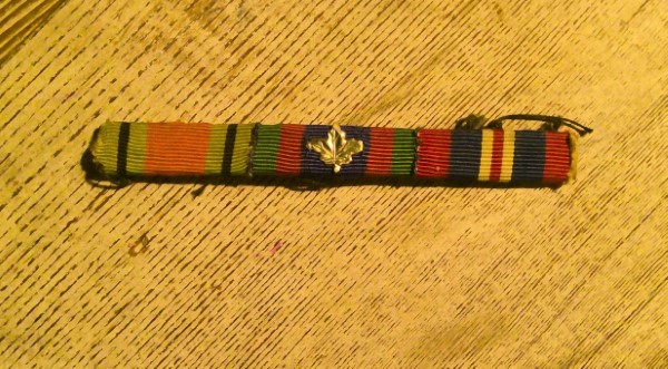 WW2 Canada Volunteer & Defense Medal Ribbon Bar with Silver Maple Leaf for sale