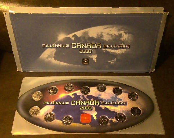 2000 Canada Quarter (25 Cent) Coin set in Holder for sale