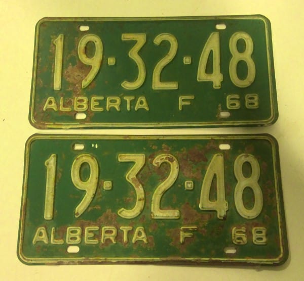 Matching Set of 1968 Alberta License Plates for sale