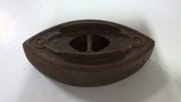 Antique Sad Iron - Unbranded for sale