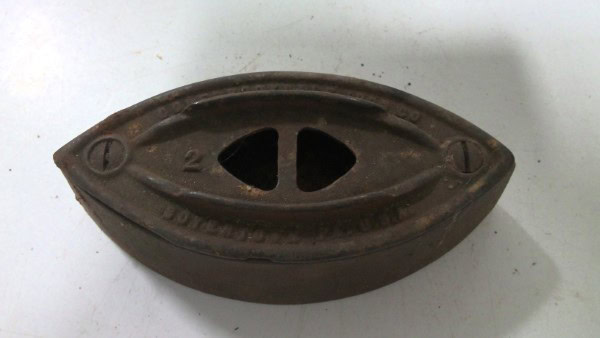 Antique Colebrookdale Iron Co #2 Sad Iron for sale