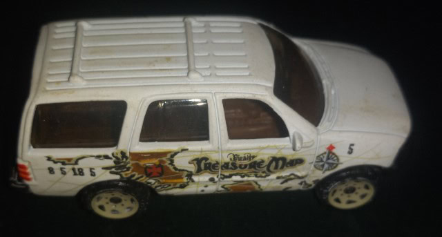 1998 Matchbox Ford Expedition Treasure Map Diecast for sale on heinventures.ca