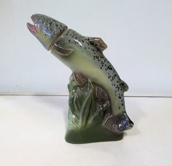 Vintage 1976 James Beam National Fresh Water Fishing Hall of Fame Decanter Bottle. for sale