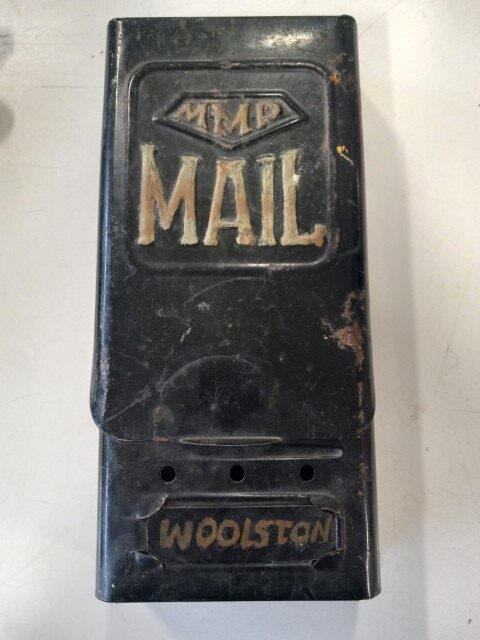 MPM Vintage Metal Mailbox for sale on heinventures.ca