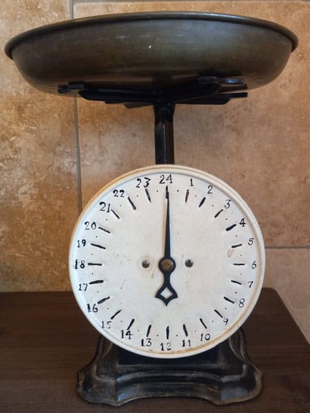 Vintage Decorative Scale for sale on heinventures.ca