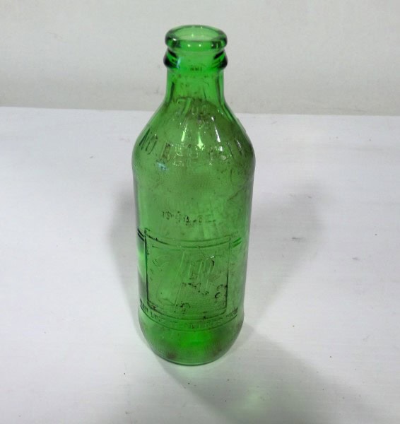 Dark Green 10oz 7-UP No Deposit No Return Bottle for sale