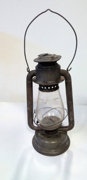 Vintage GSW Beacon Barn Lantern for sale