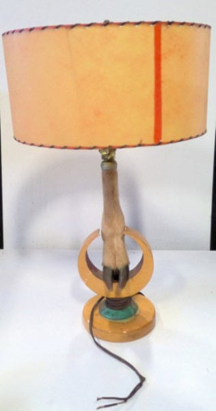 Vintage Deer Foot / Hoof Lamp for sale