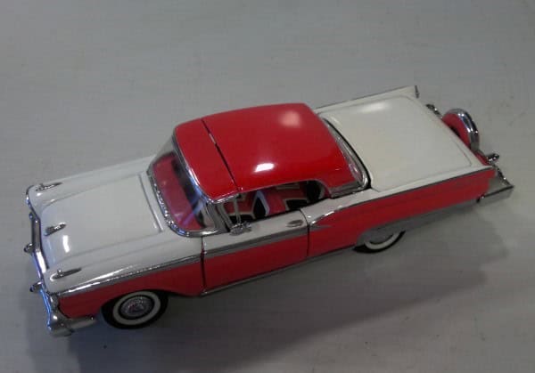 Franklin Mint 1959 Ford Galaxie Skyliner, 1/43 scale diecast model for sale