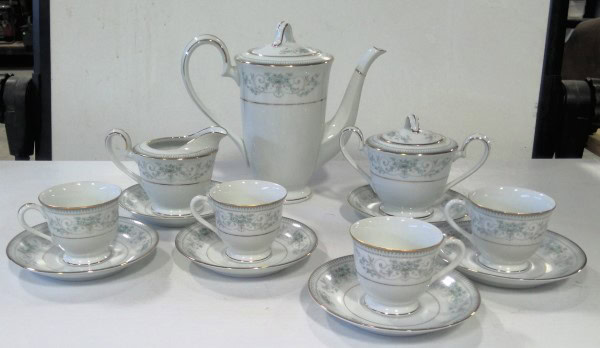 Noritake Japan Blue Hill Tea Set for sale