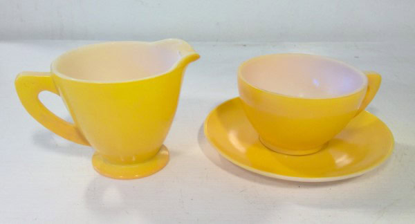 Mid Century Modern Dominion Glass - Yellow Creamer & Tea Cup and Saucer for sale