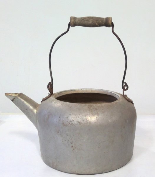 Vintage Everwear Cast Aluminum Kettle for sale