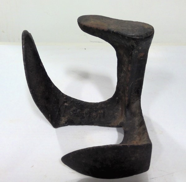 Antique Cast Iron Cobbler's Shoe Anvil - 3 Footed for sale