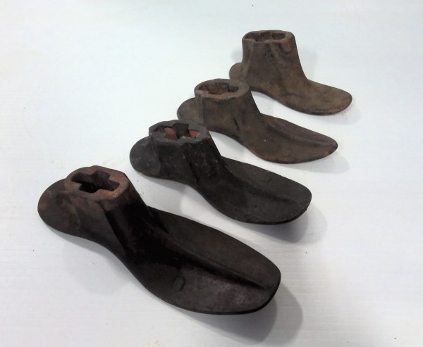 Set of 4 Antique Cast Iron Shoe Forms for sale