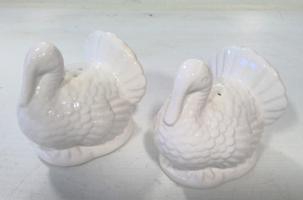 All White Ceramic Thanksgiving Turkey Salt & Pepper Shakers for sale