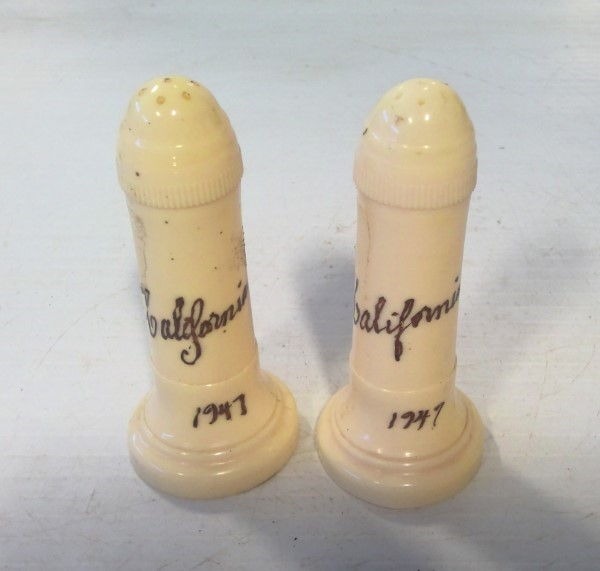 1947 California Souvenir Salt & Pepper Shakers for sale