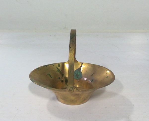 Vintage Brass Fluted Basket - Small for sale