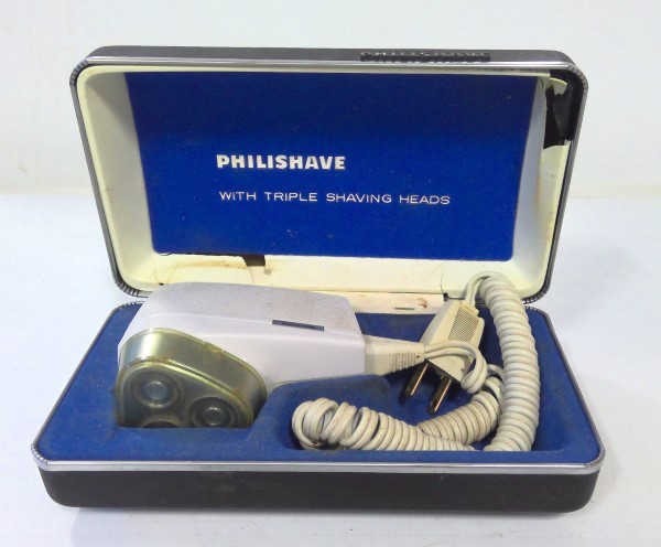 Vintage Philishave With Triple Shaving Heads for sale