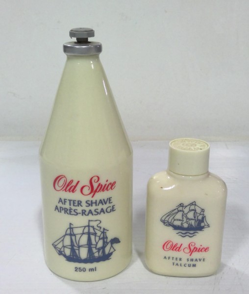 Pair of Vintage Old Spice Canada Aftershave and Talcum Bottles for sale