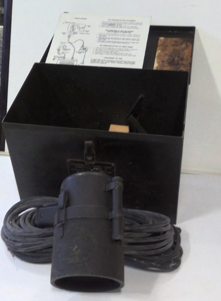 Vintage WW2 Navy Portable Multipurpose Signal Light Set Model 71352 CL-44 Curtis Lighting for sale