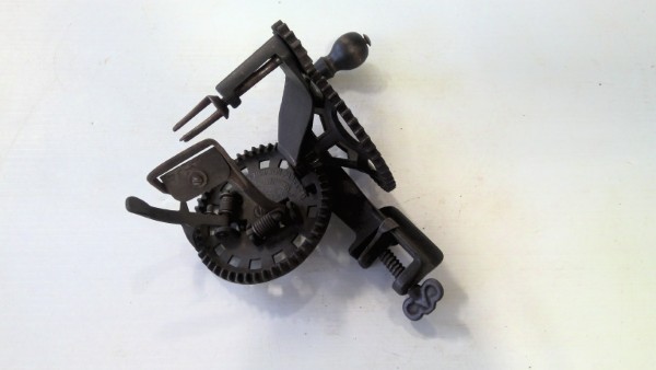 Antique 1880s Hudson Parer Co. Apple Peeler - Cast Iron for sale