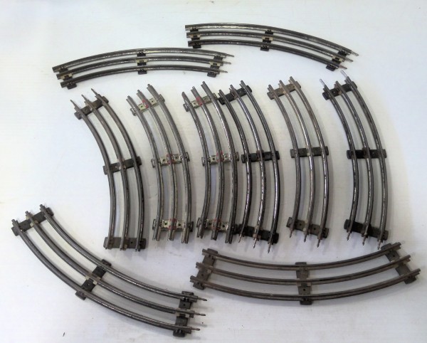 Vintage Lionel Train Curved Tracks 8.5" - Lot of 10pcs. for sale